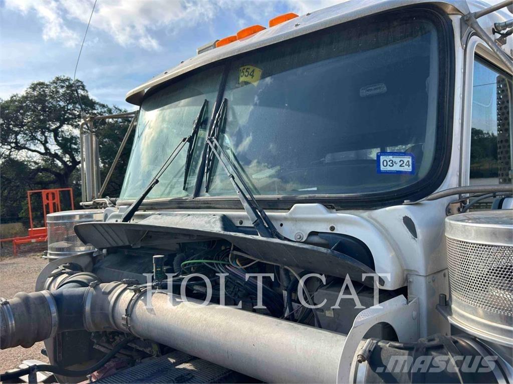 Kenworth T800 其他貨車