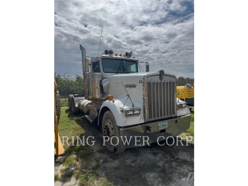 Kenworth W900S 其他貨車