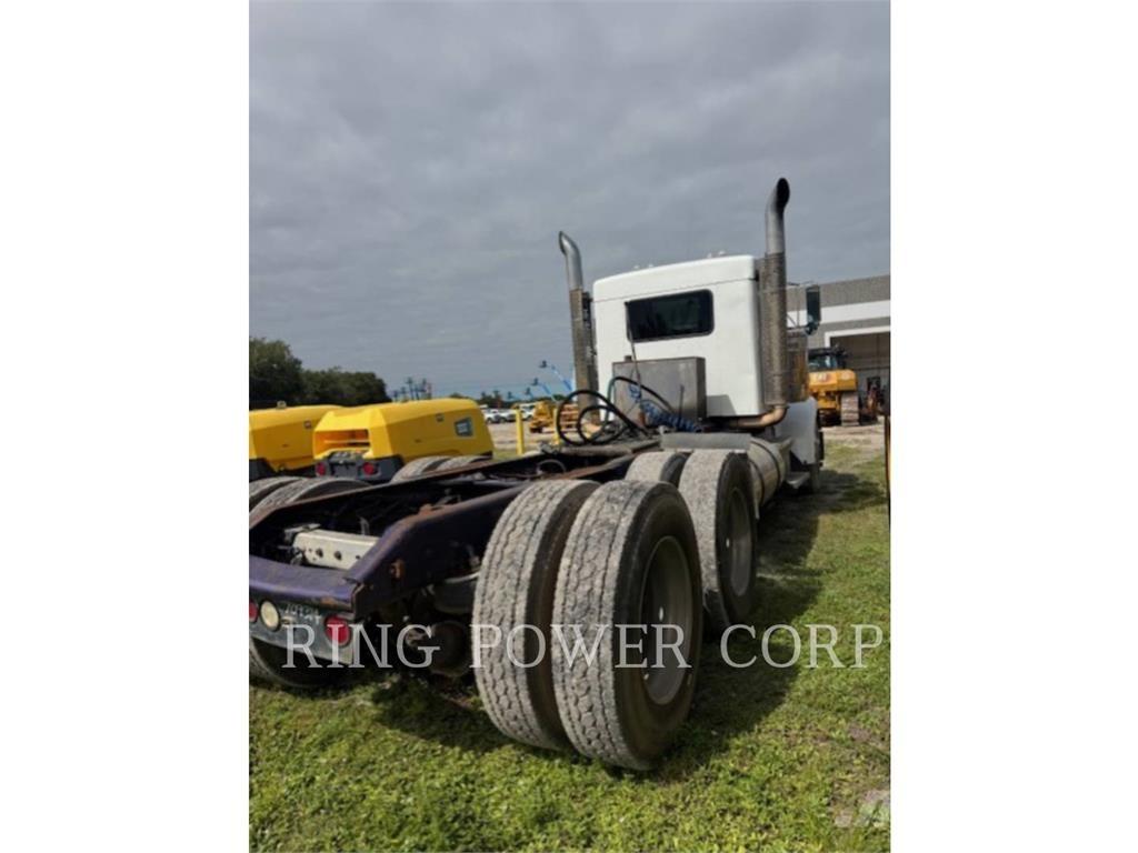 Kenworth W900S 其他貨車