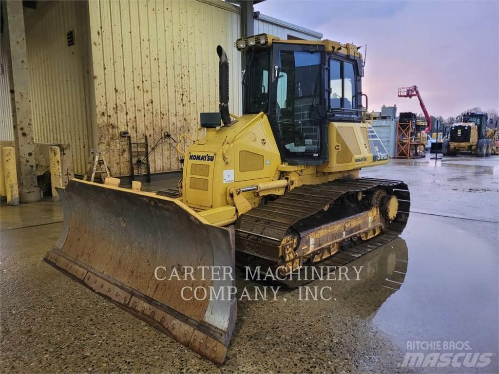 Komatsu D51 PXI 履帶推土機