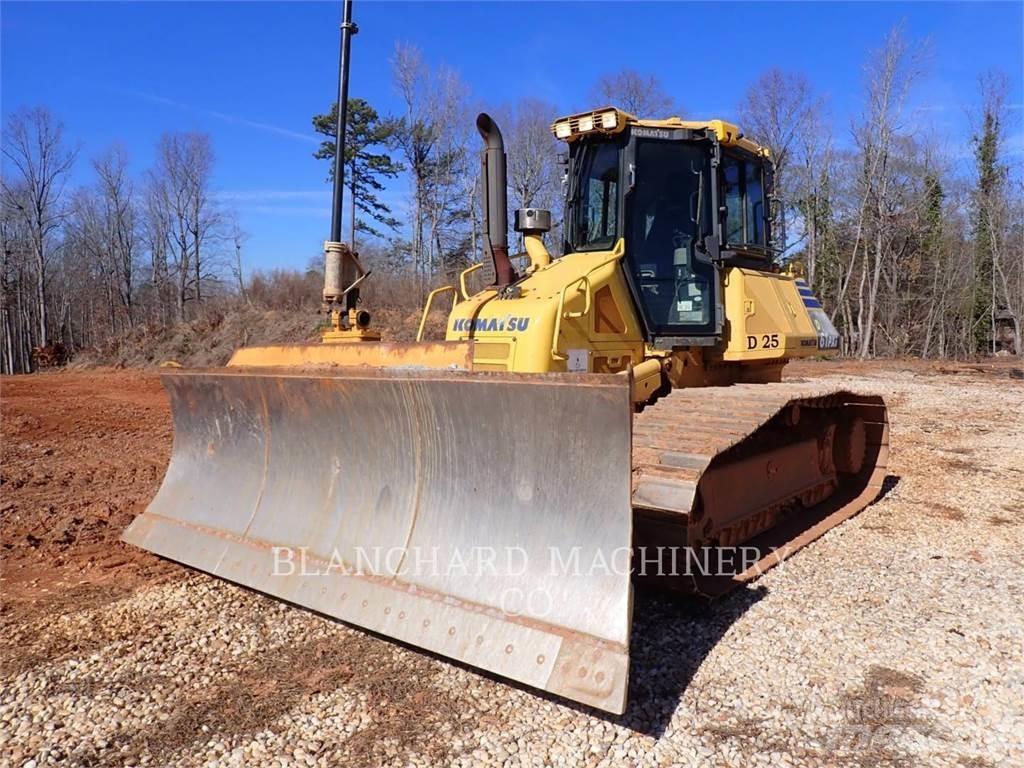 Komatsu D61PX-23 履帶推土機