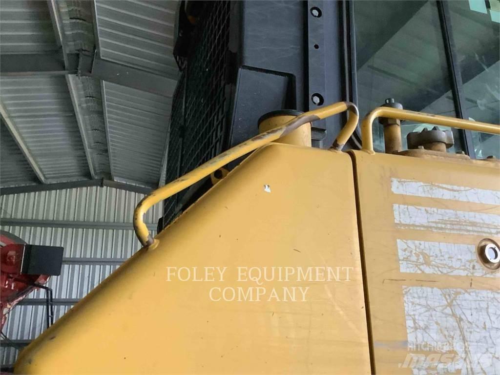 Komatsu D65EX17 履帶推土機
