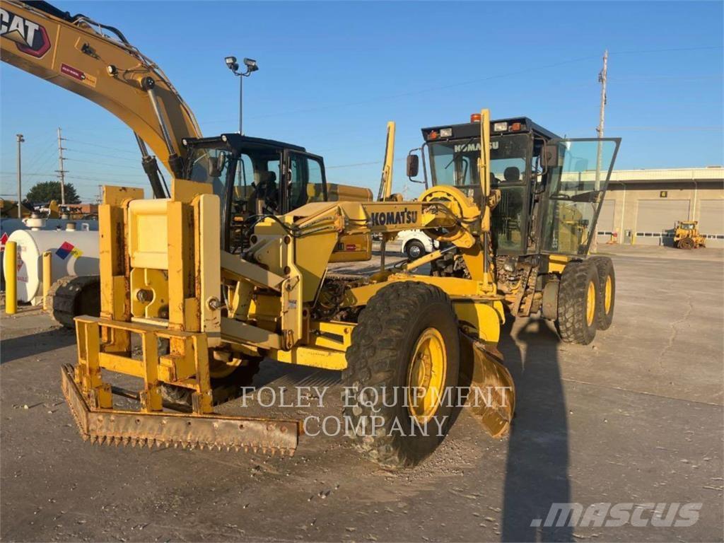 Komatsu GD655-3 平土機