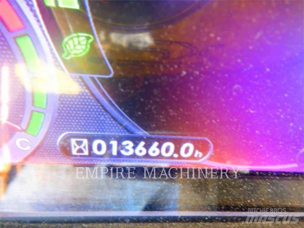 Komatsu HD785-8 鉸接式起吊車