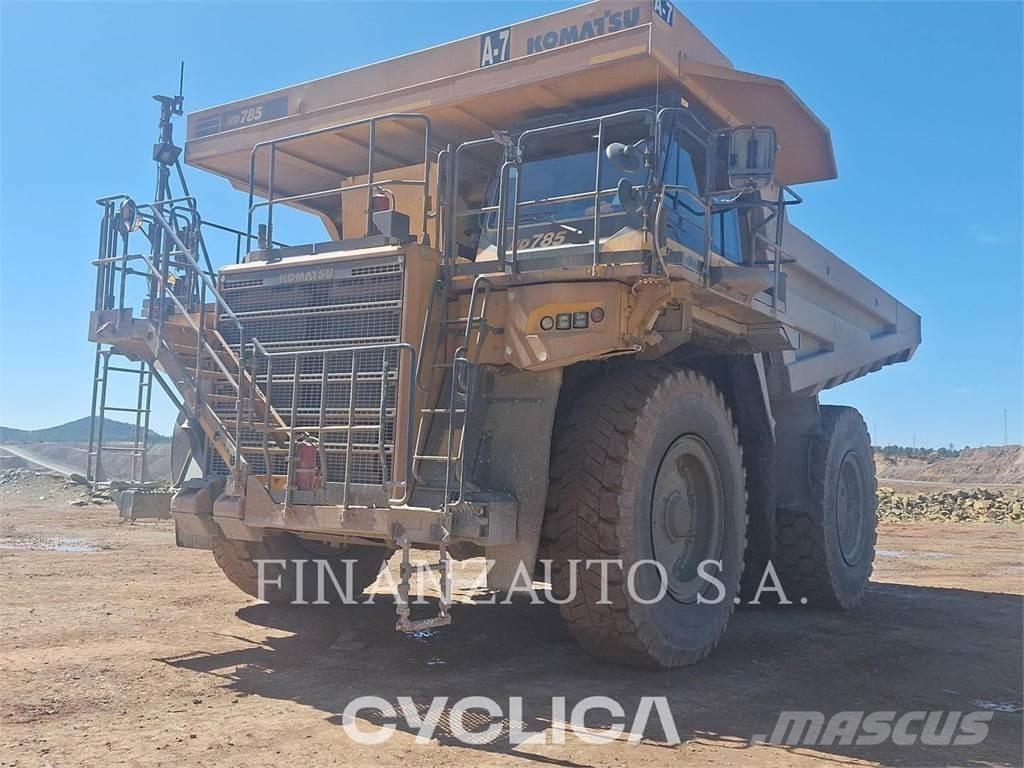 Komatsu HD785-8 鉸接式起吊車