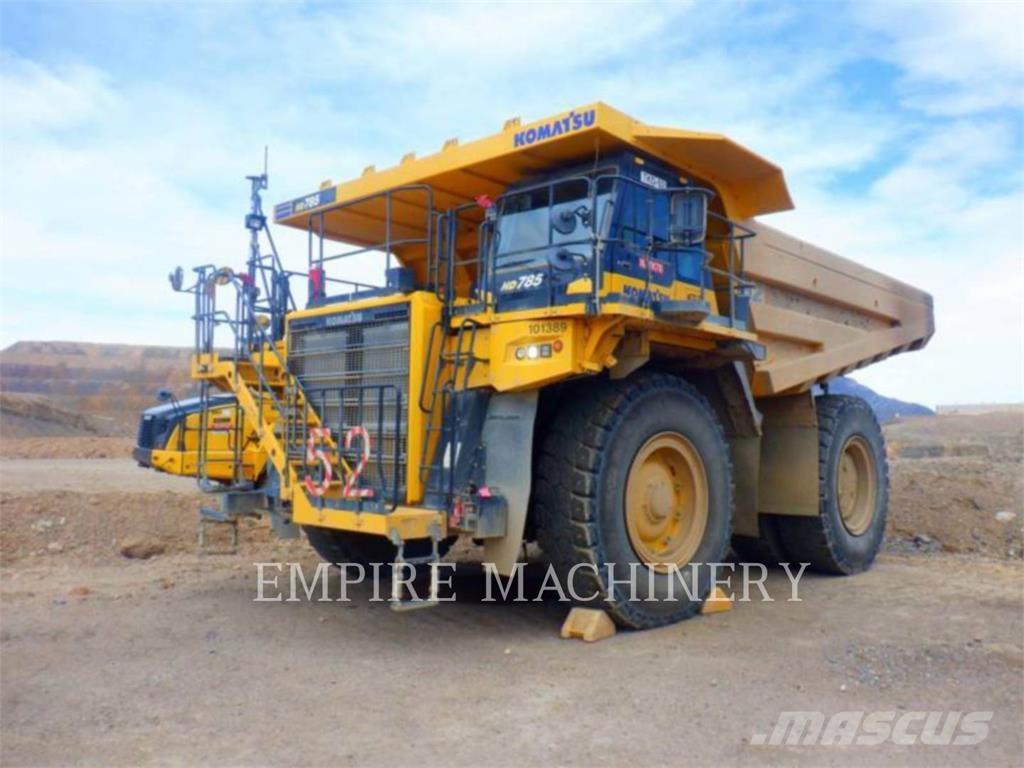 Komatsu HD785-8 鉸接式起吊車