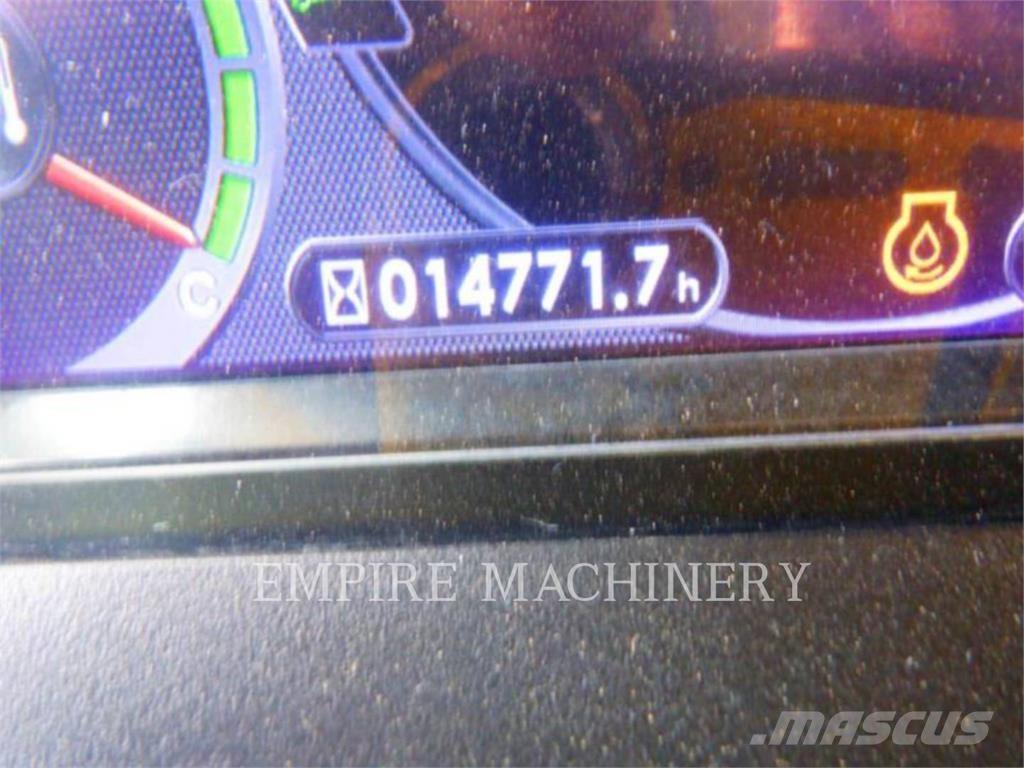 Komatsu HD785-8 鉸接式起吊車