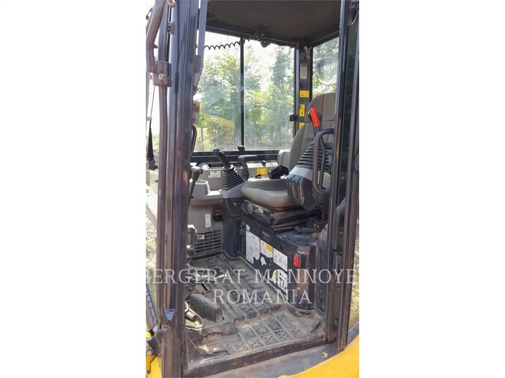 Komatsu PC45MR 小型挖土機/掘鑿機<7t(小型挖掘機)