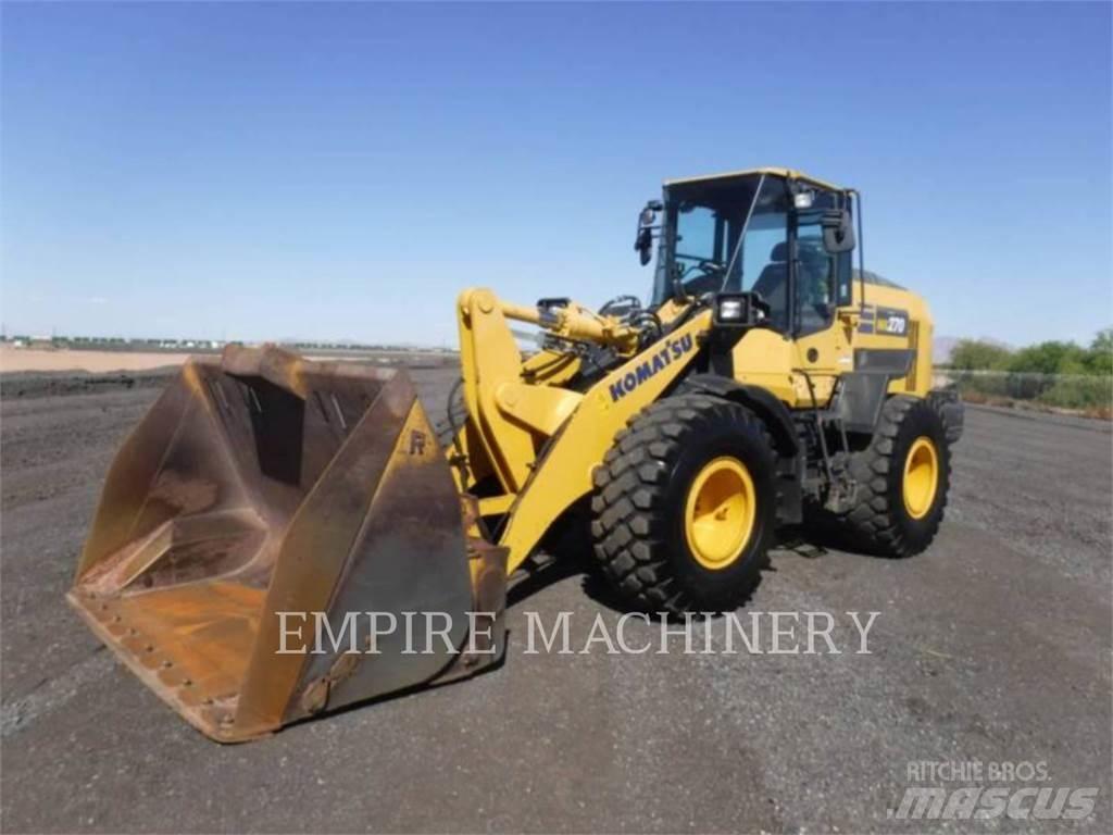 Komatsu WA270-8 輪胎式裝載機