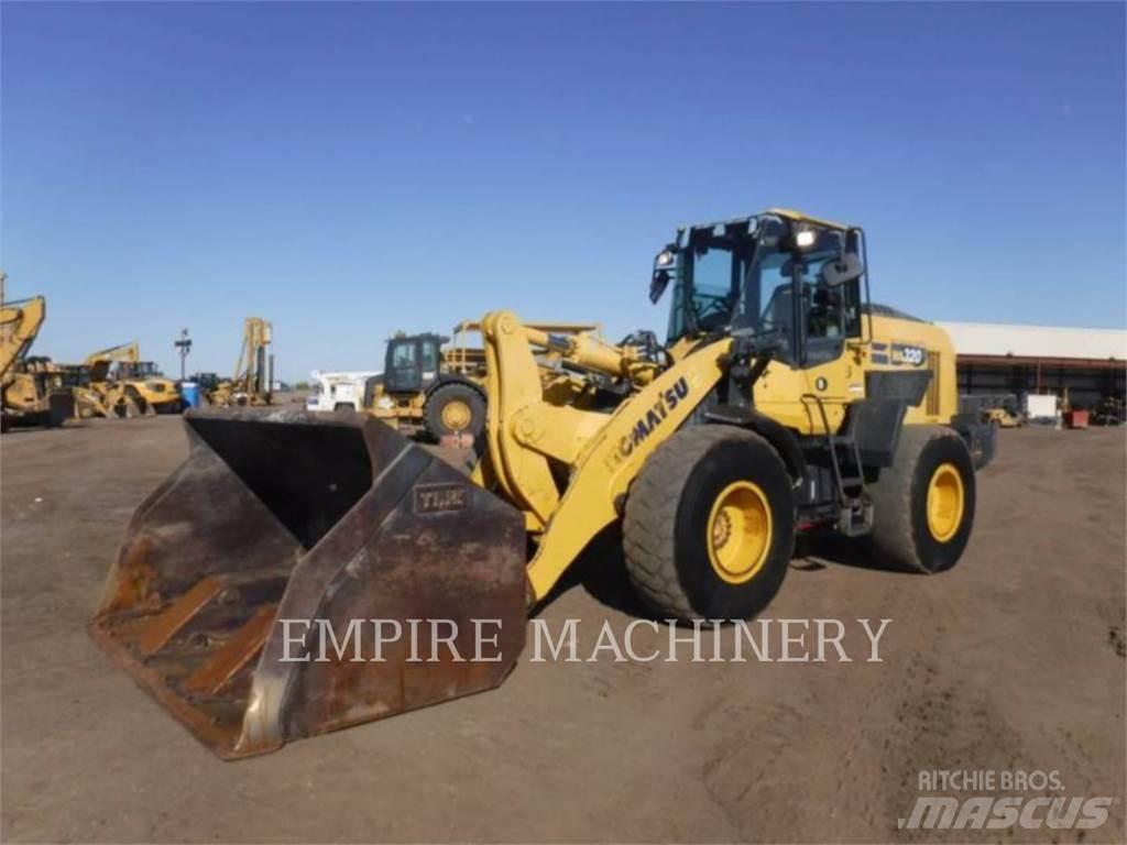 Komatsu WA320-8 輪胎式裝載機