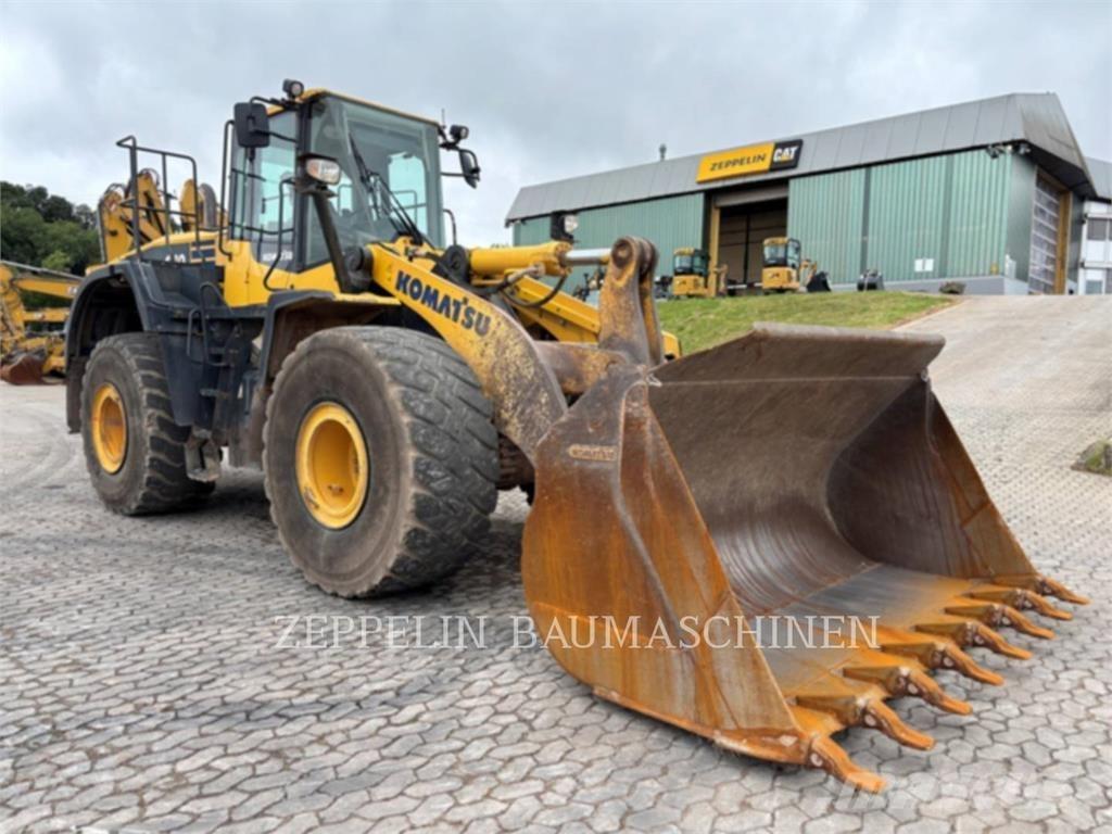 Komatsu WA470-7 輪胎式裝載機
