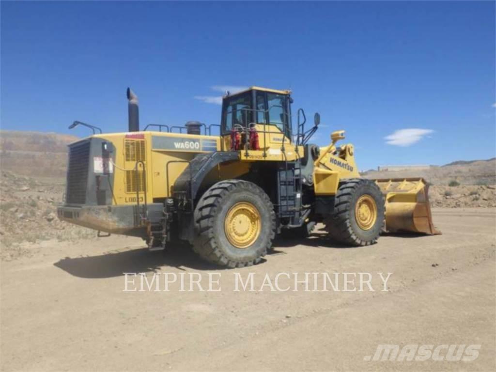 Komatsu WA600-6 輪胎式裝載機