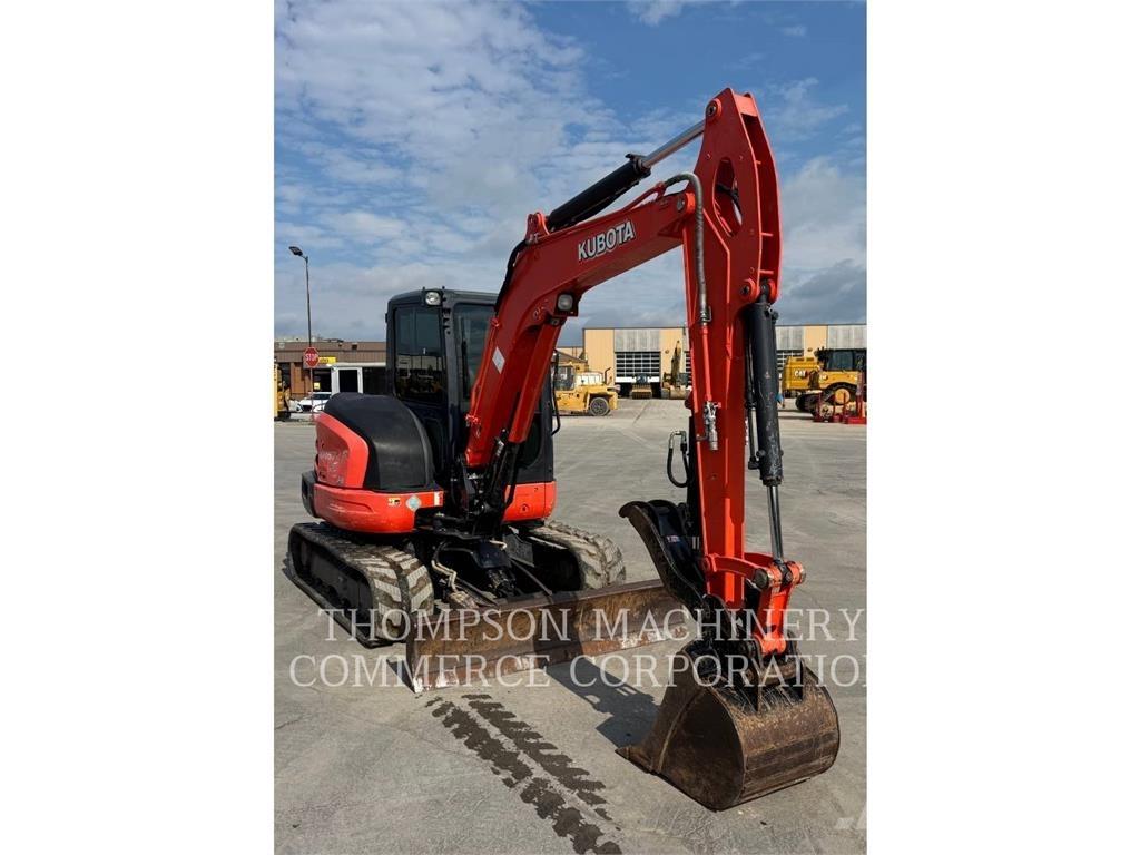 Kubota KX057-4 小型挖土機/掘鑿機<7t(小型挖掘機)