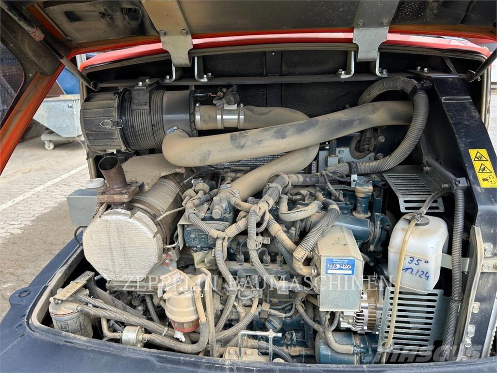 Kubota R070 輪胎式裝載機