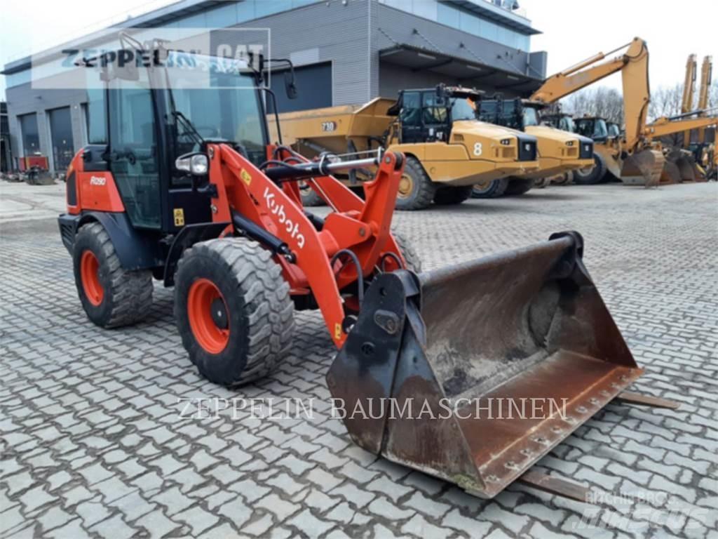 Kubota R090 輪胎式裝載機