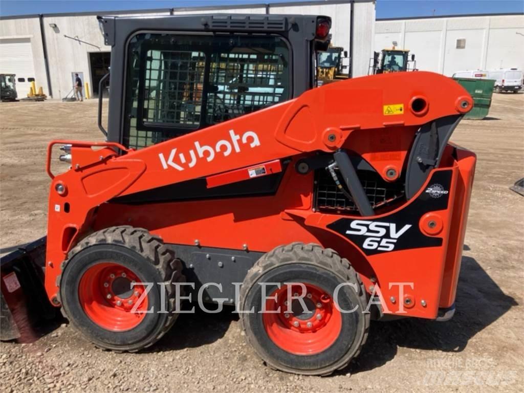 Kubota SSV65 滑移轉向裝載機