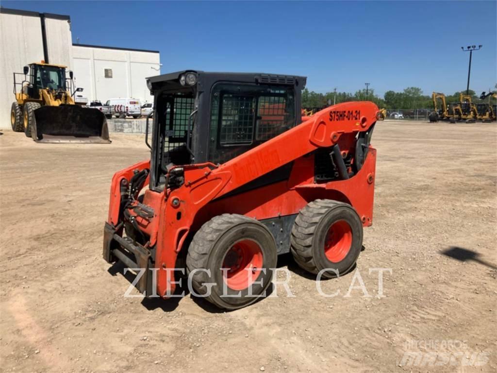 Kubota SSV75 滑移轉向裝載機