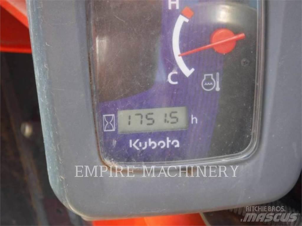 Kubota SSV75 滑移轉向裝載機