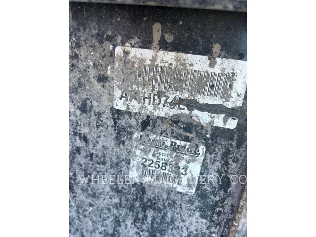 Kubota SSV75 滑移轉向裝載機