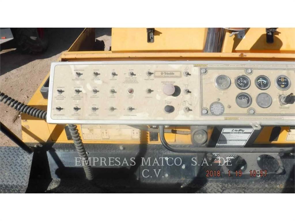 LeeBoy 8816 瀝青攤舖機/鋪路機