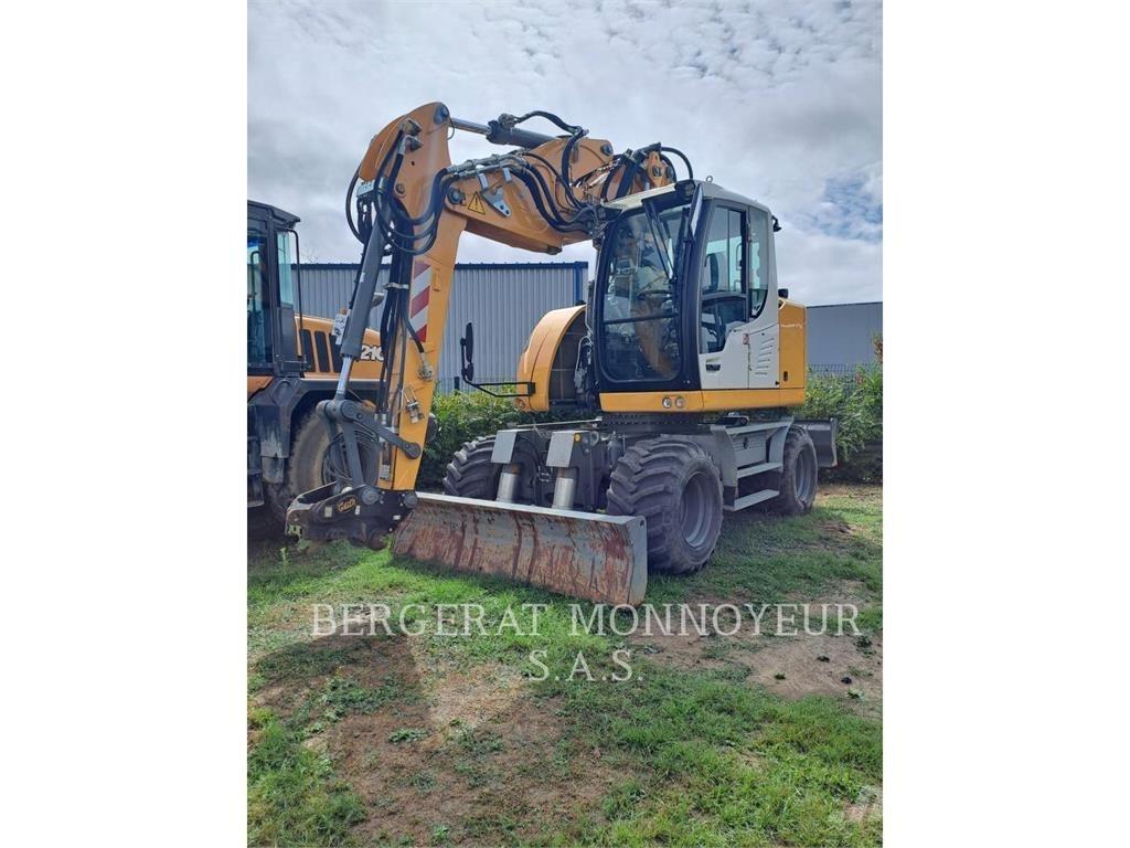 Liebherr A913 旋轉式挖土機/掘鑿機/挖掘機