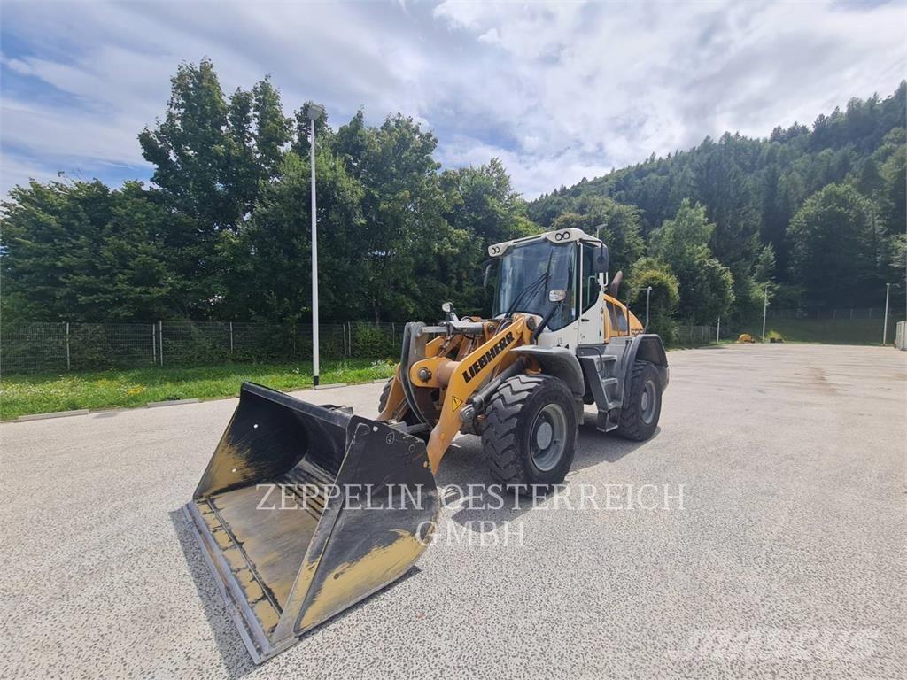 Liebherr L526 輪胎式裝載機