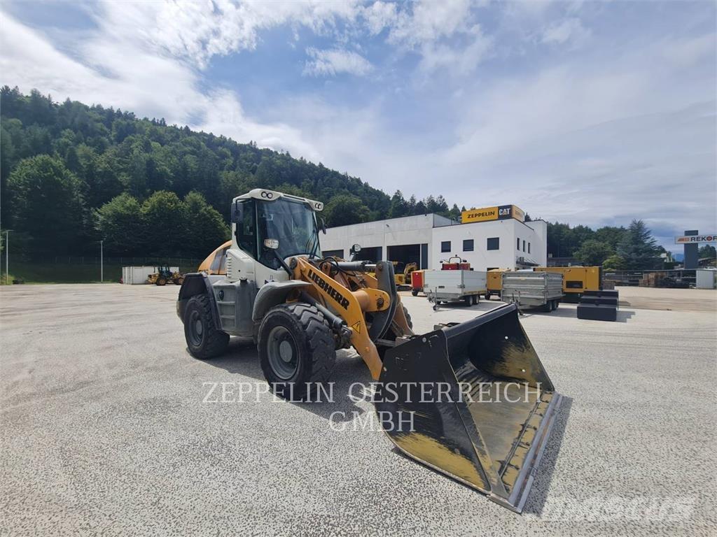 Liebherr L526 輪胎式裝載機