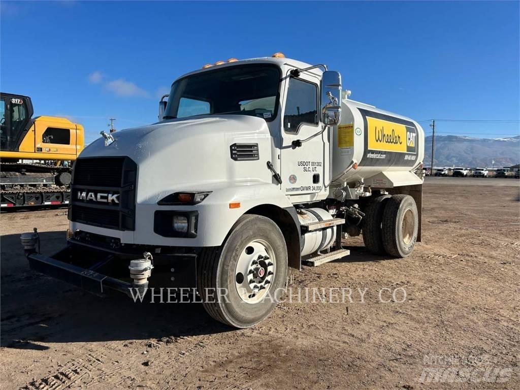 Mack WT2000 A 運油車