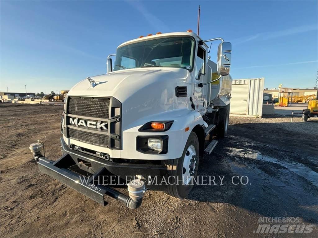 Mack WT2000 A 運油車