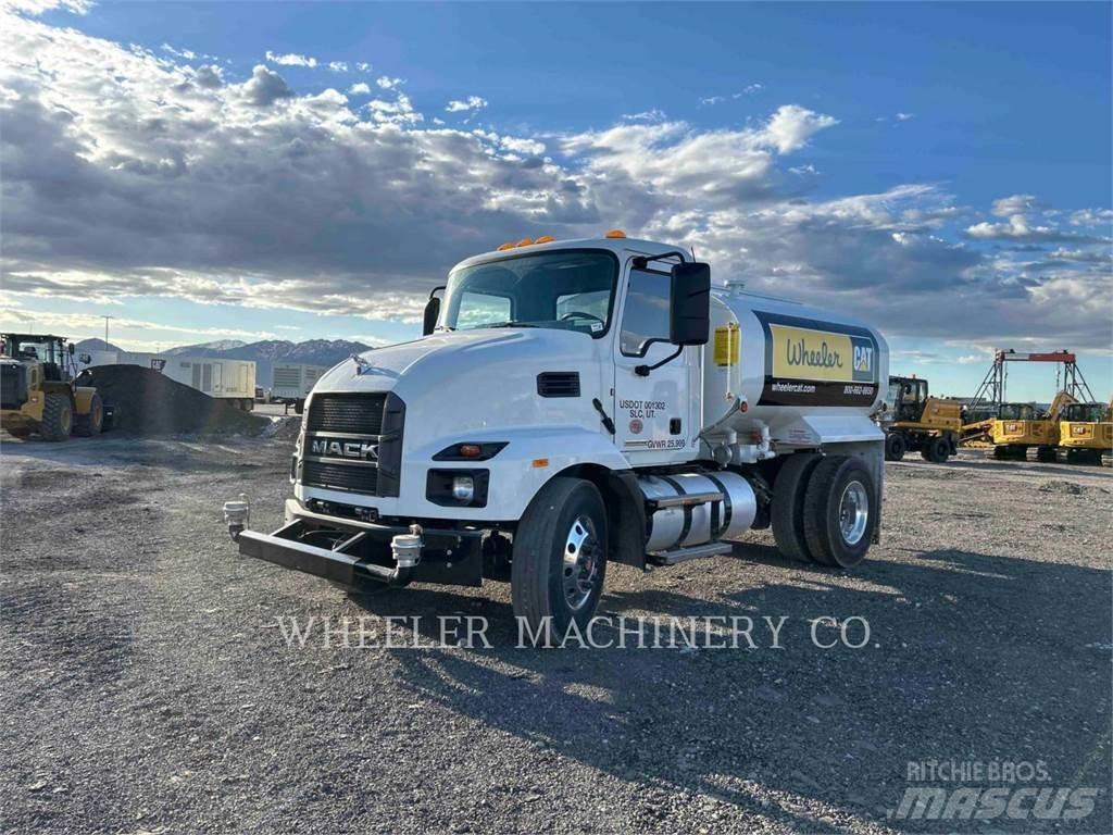 Mack WT2000 A 運油車
