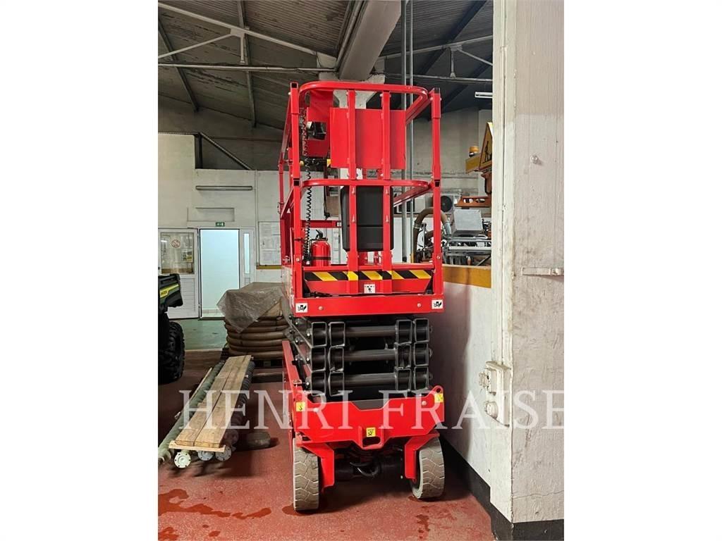 Manitou BF S.A. 100SEC 剪式升降機