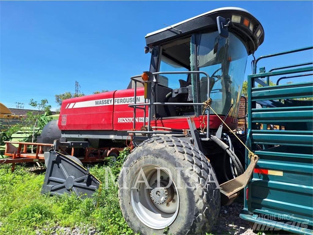 Massey Ferguson 9635 收穫機