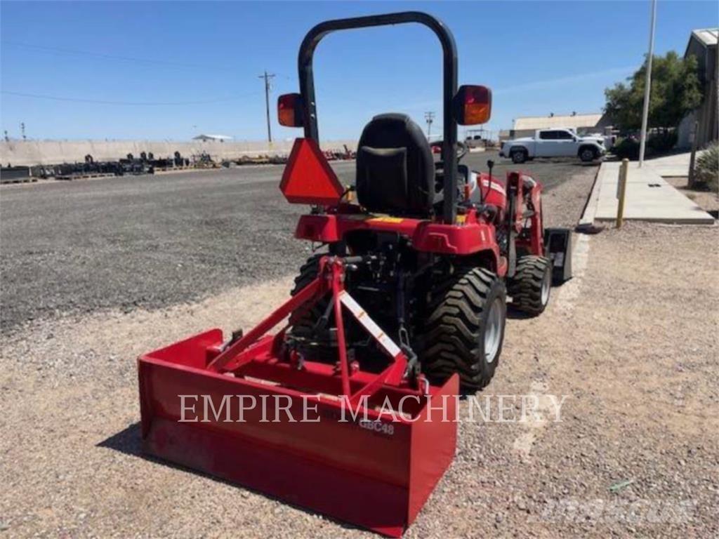 Massey Ferguson GC1723E 曳引機