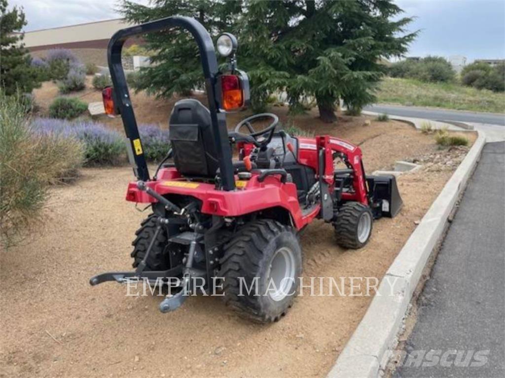Massey Ferguson GC1725M 曳引機