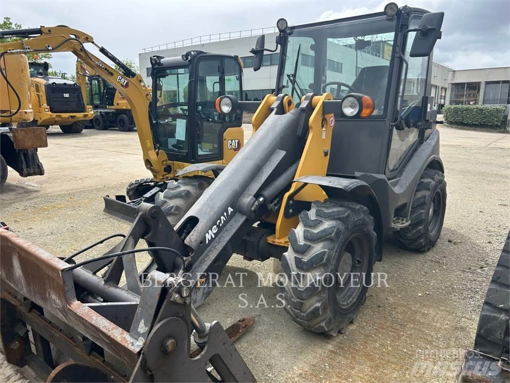 Mecalac AX850 輪胎式裝載機