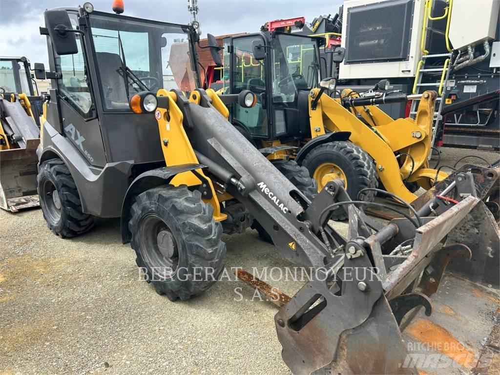 Mecalac AX850 輪胎式裝載機