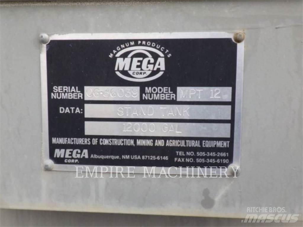 Mega CORP 12K TOWER 槽罐