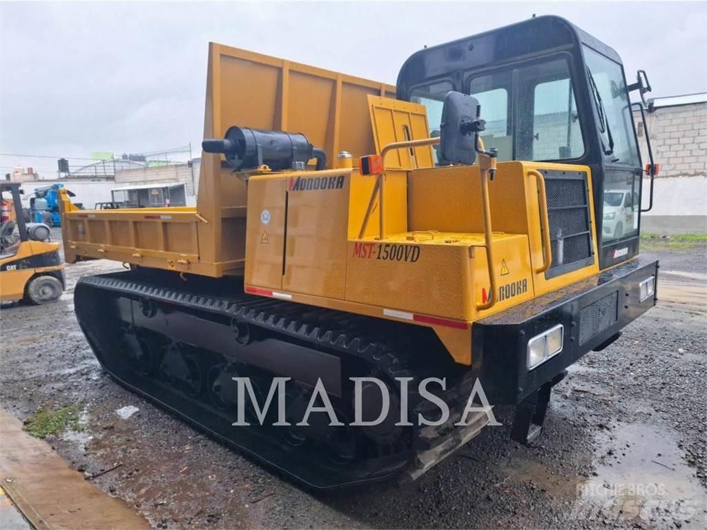 Morooka MST1500VD 高爾夫球車