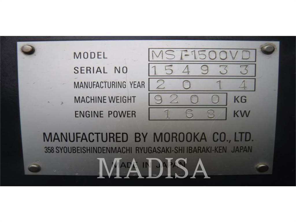 Morooka MST1500VD 高爾夫球車