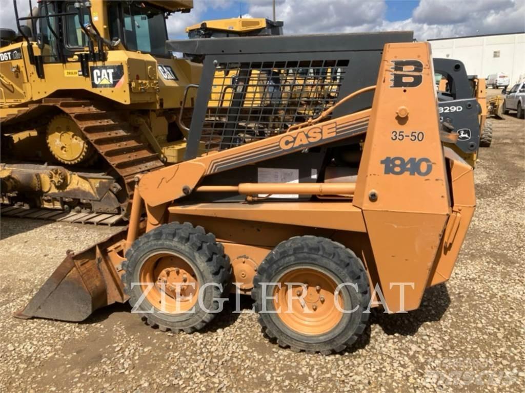 New Holland 1840 滑移轉向裝載機