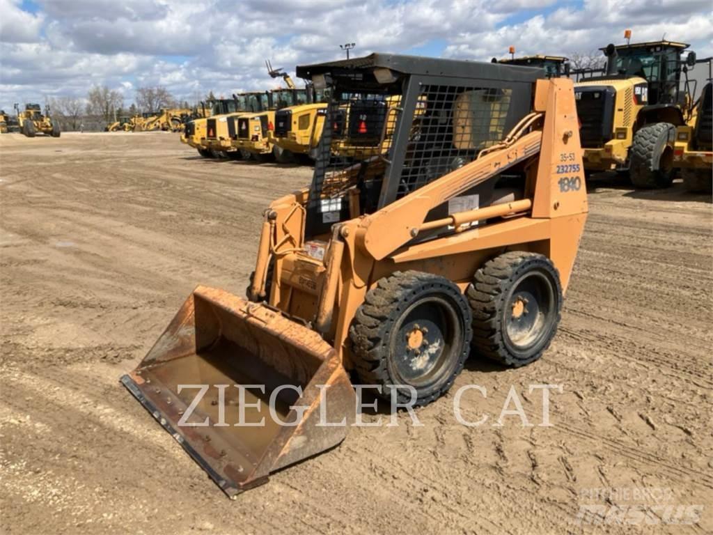 New Holland 1840 滑移轉向裝載機