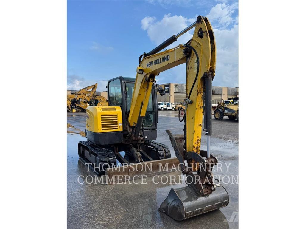 New Holland E60C 小型挖土機/掘鑿機<7t(小型挖掘機)