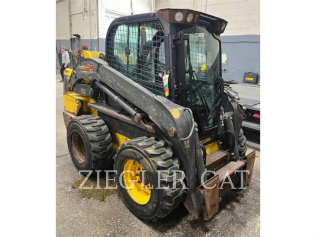 New Holland L220 滑移轉向裝載機