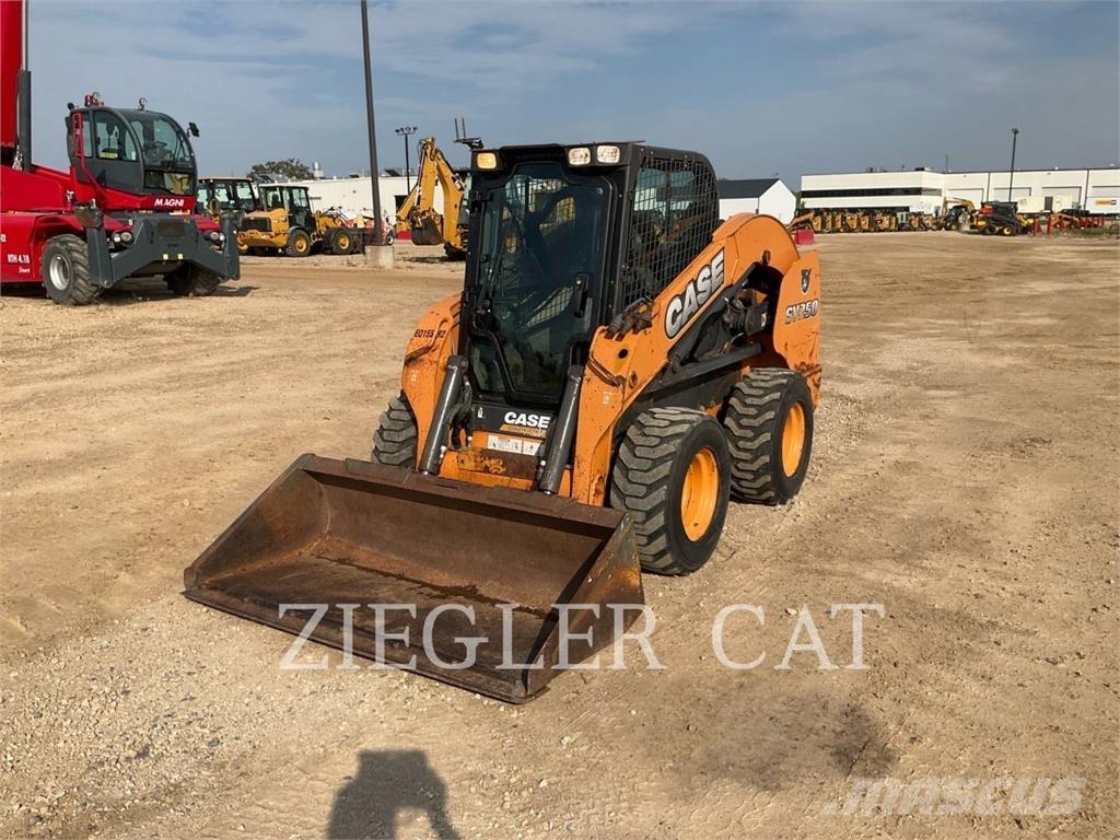 New Holland SV250 滑移轉向裝載機