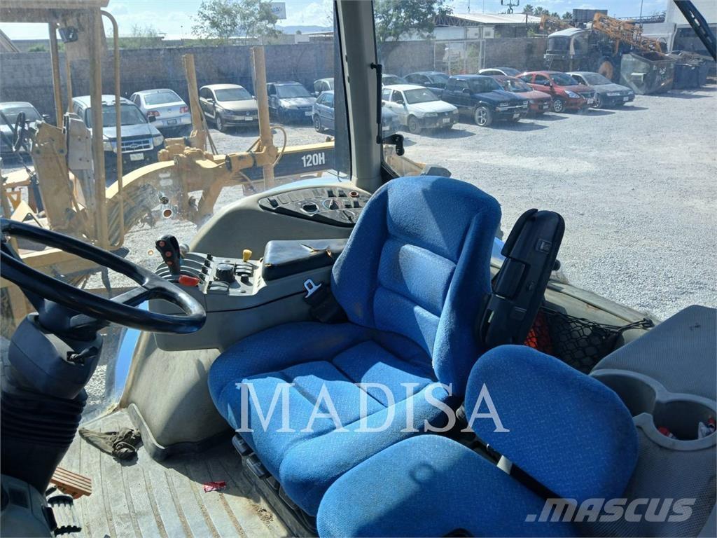 New Holland T8030 曳引機