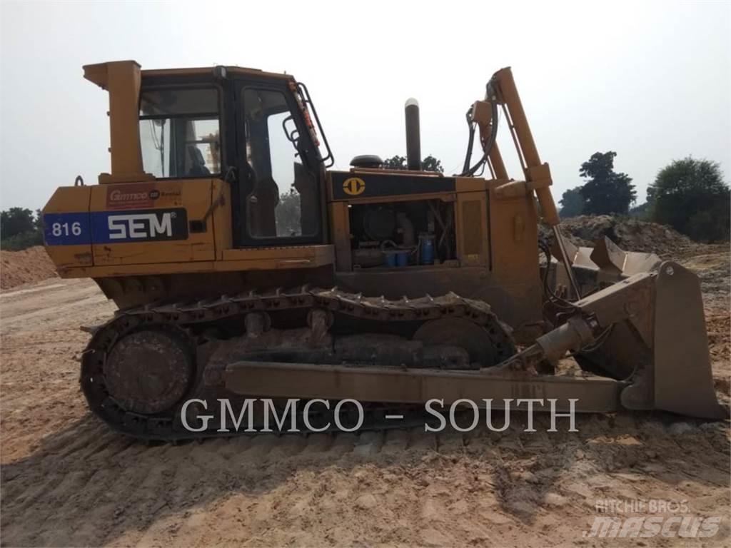 SEM CO. LTD 816 履帶推土機