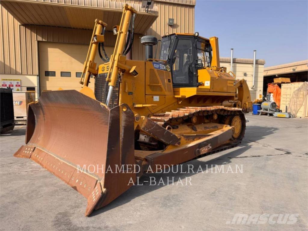 SEM MACHINERY SEM 832F 履帶推土機