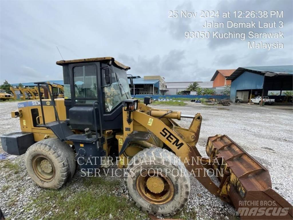 SEM MACHINERY SEM636D 輪胎式裝載機
