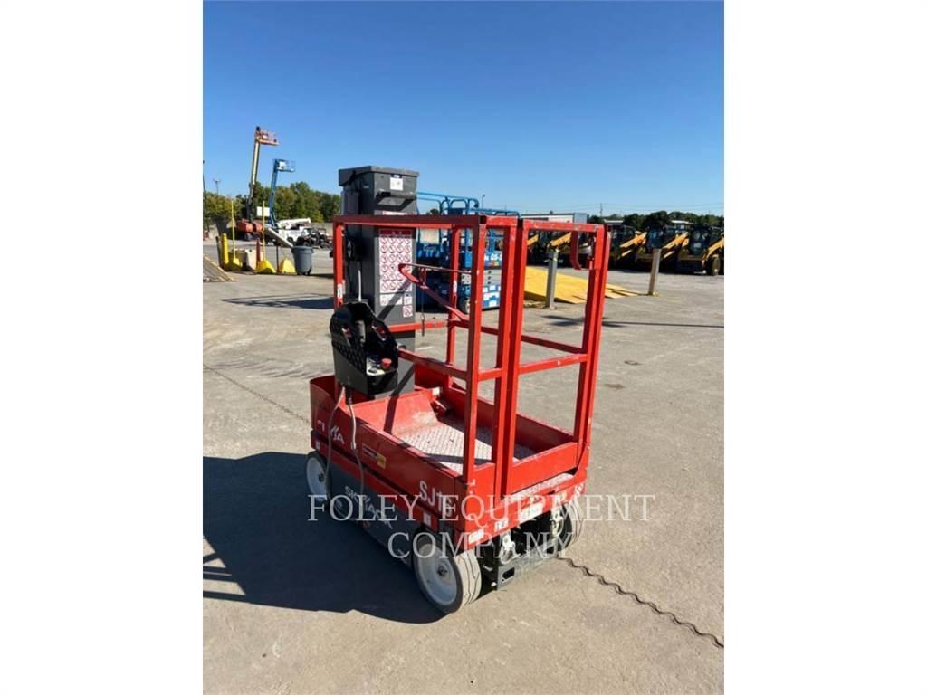 Skyjack SJ16 剪式升降機