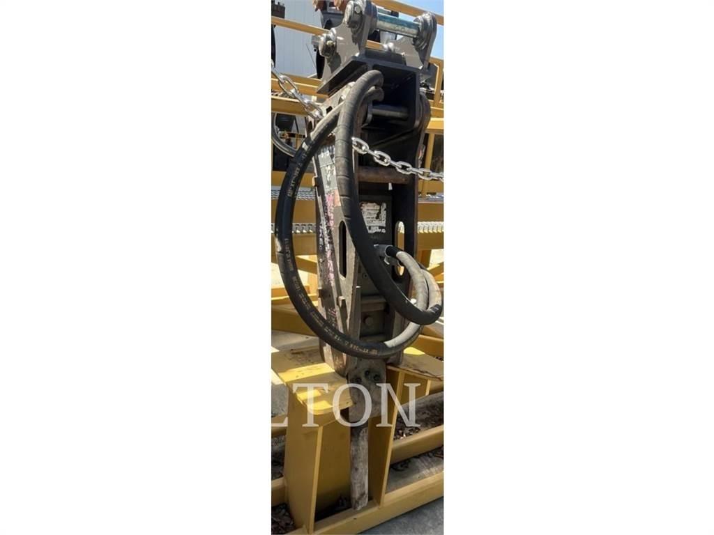  TNB-4M HYDRAULIC HAMMER 鐵鎚/碎石機